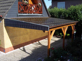 01 - Carport mit Wellplatten aus Acrylglas 3mm Stärke - Struktur Wabe in bronze