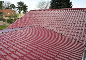 Dacheindeckung mit Dachpfannenprofilen