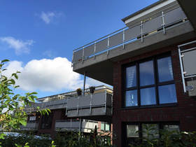 Balkon-Verkleidungsplatten in grau