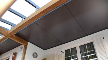 Dachunterschlag mit HPL Fasadenplatten in anthrazit
