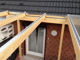 Verlegung von Aluminium-Verlegesystem für ein Terrassendach